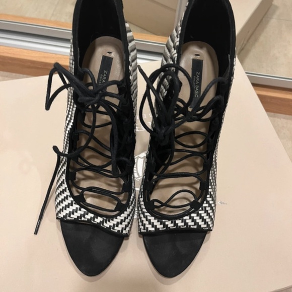 Zara lace up heels - Picture 3 of 5